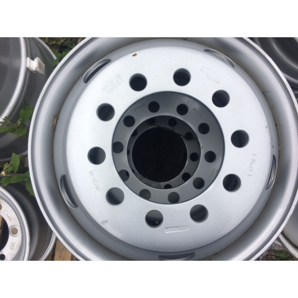 Felni 6.75 X 17.5, ILV, SILBER RAL9006 10/176/225, O26, M20/M22, MZ, ET+125 HMA 138
