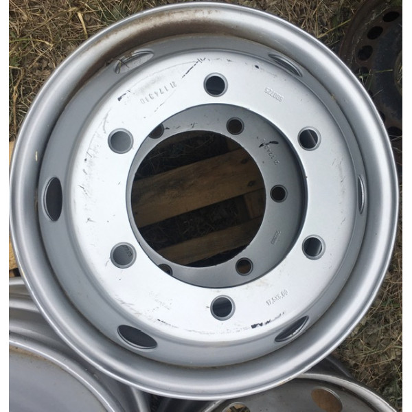 Felni 6.00 X 17.5 H ALV, SILBER RAL9006 6/161/205, O 21MM, M18, MZ, ET +114 HMA 125 1850/1750 KG - 130 KM/