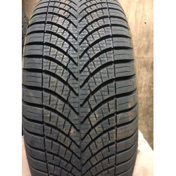 Goodyear Vector 4Seasons Gen-3 215/55 R17 98W XL 4évszak