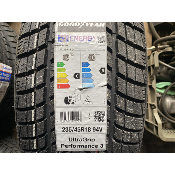 Goodyear UltraGrip Performance 3 (+) 235/45 R18 94V