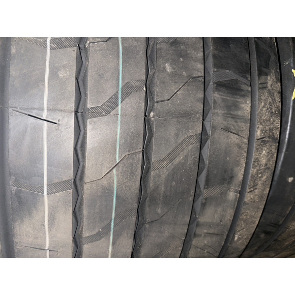 Continental ContiHybrid HT3+ 445/45 R19,5 160J LRM 22PR M+S 3PMSF