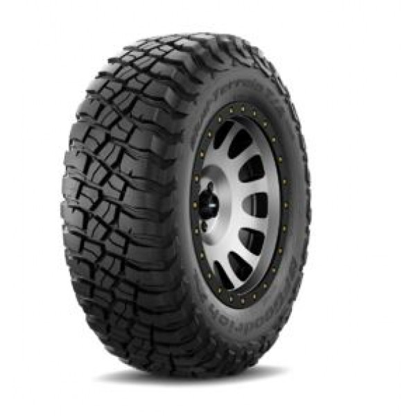 30/9.5 R15 BFGoodrich Mud Terrain T/A KM3 104 Q